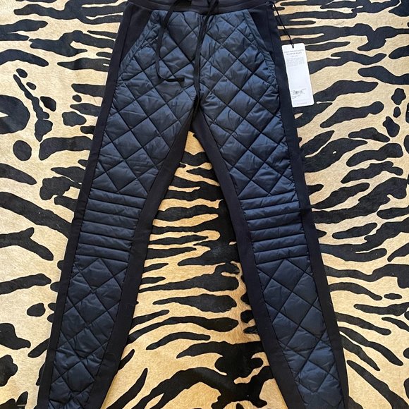 Alo Yoga Puffer Pants